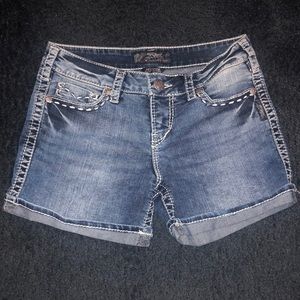 Women’s size W28 silver shorts